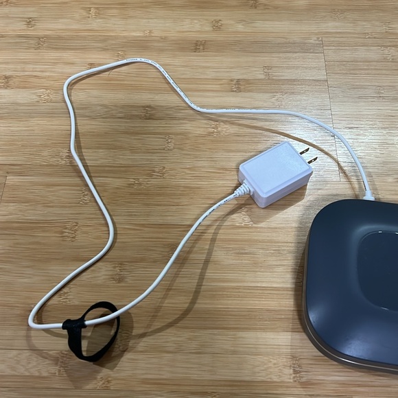 Phone Soap UV Cell Phone Disinfector - Picture 2 of 12